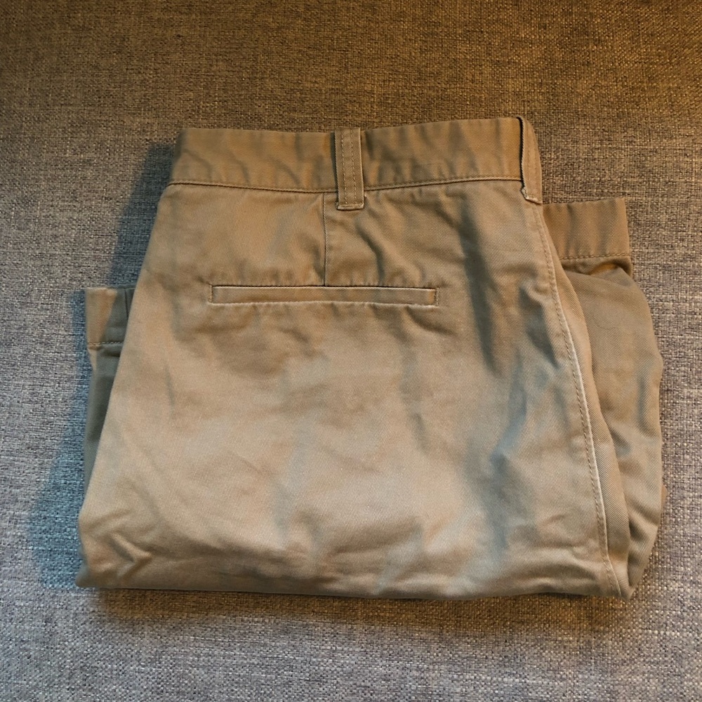 Men’s J Crew khaki shorts, business casual, summer, work shorts